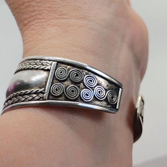 Vintage Sterling Silver Cuff Bracelet Celtic Style Braided Edge Swirl Design - Picture 2 of 9